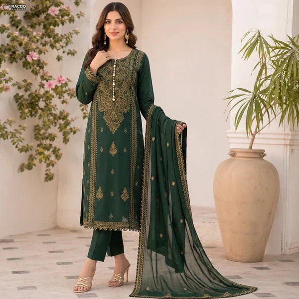 Buy Summer Lawn Suits in Pakistan | Stylish Women Collection.